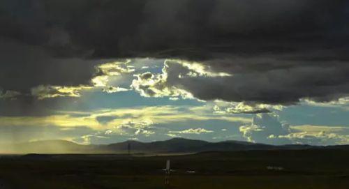 独闯无底洞,探寻未知世界的探险之旅