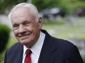 阿姆斯特朗,太空探索的先驱与人类勇气的象征